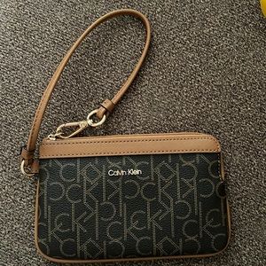 Calvin Klein Signature Wristlet